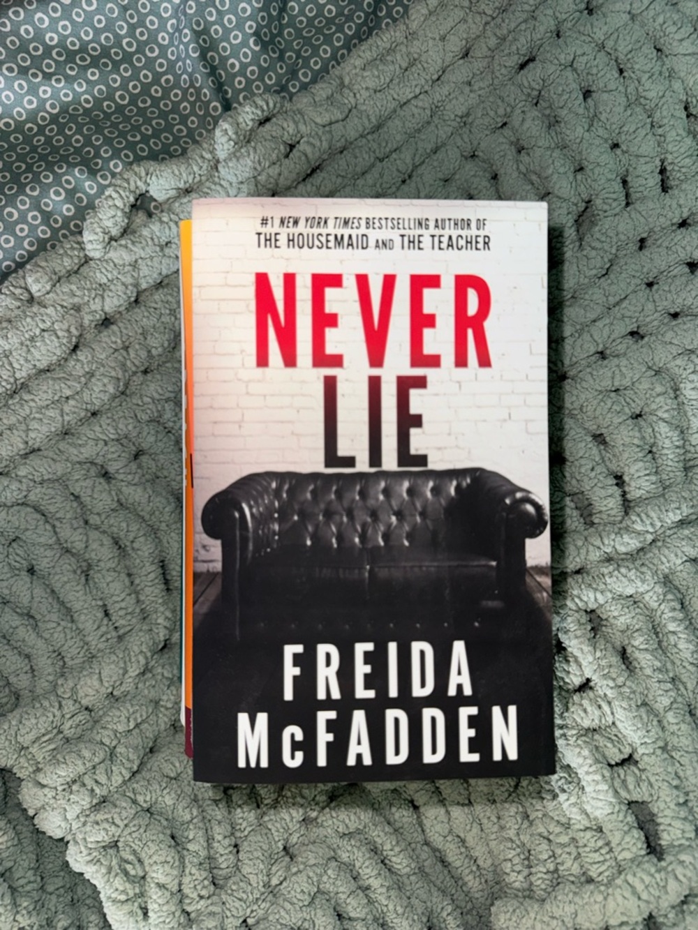 7 Book Bundle - Picture 2 of 8